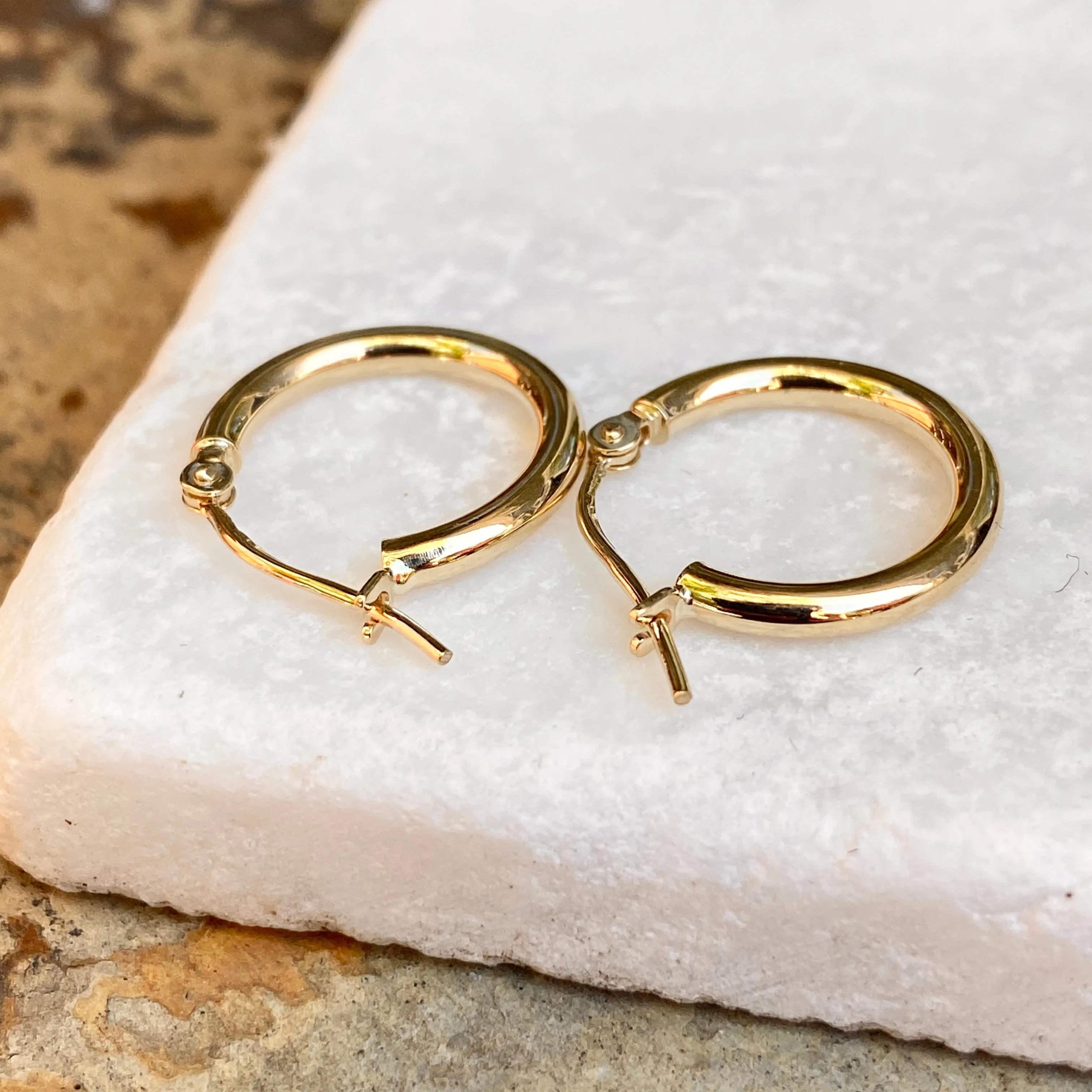 14KT Yellow Gold 2mm Tube Round Hoop Earrings 15mm