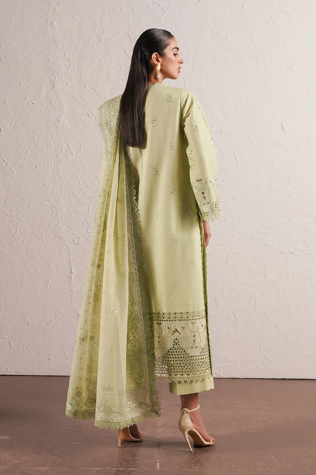 AFROZEH | Chikankari Lawn '24 | Kelly