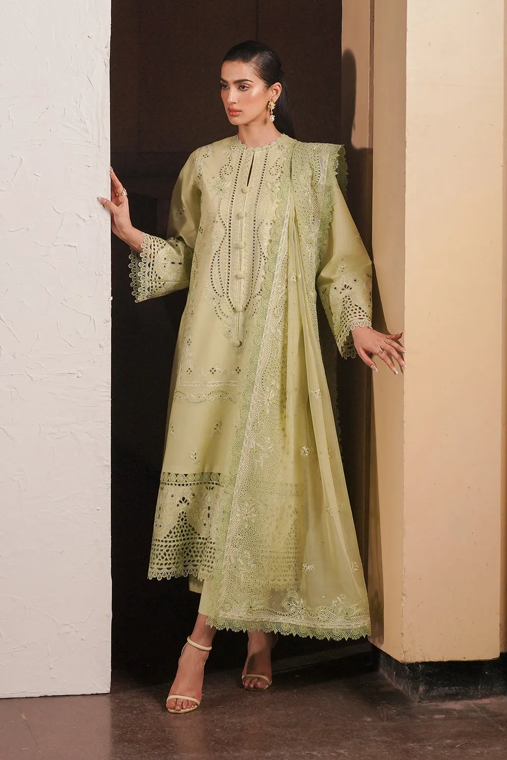 AFROZEH | Chikankari Lawn '24 | Kelly