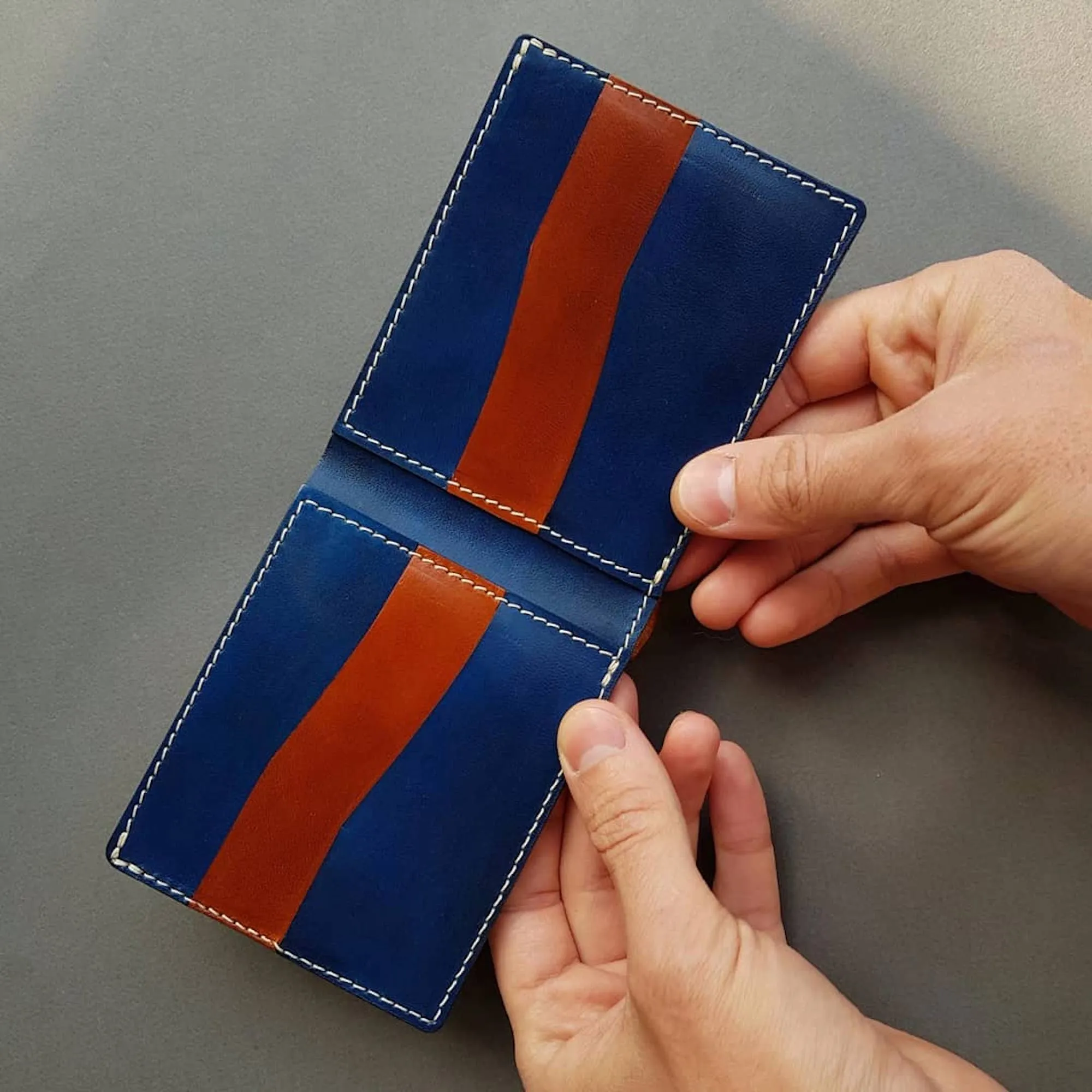 BIFOLD WALLET / TAN