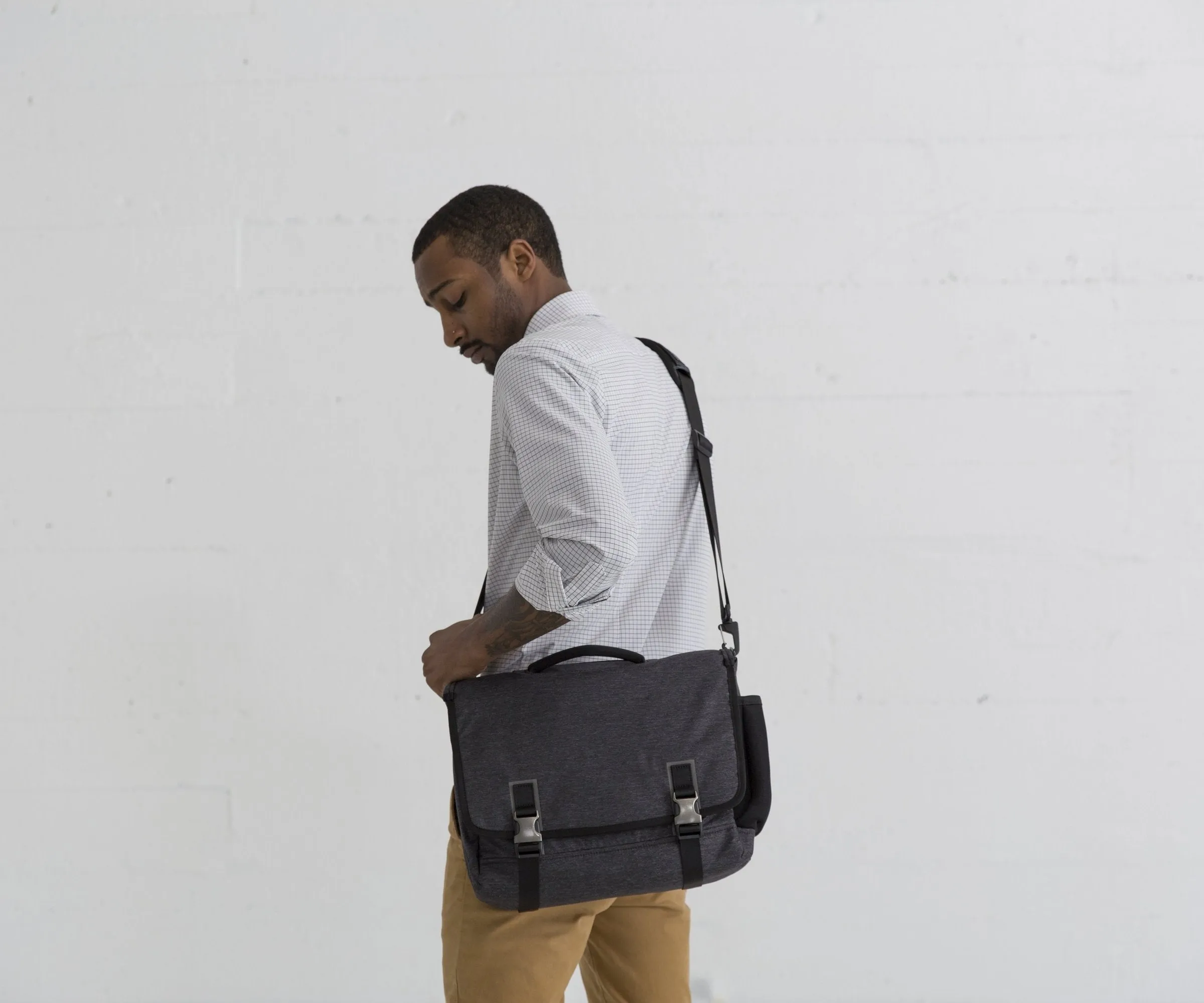 Closer Laptop Briefcase