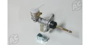 Clutch Master Cylinder Hyundai Elantra J2/Tiburon (HYU315)