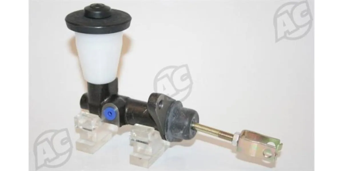 Clutch Master Cylinder Toyota Cressida Hilux 2200 (TOY303)
