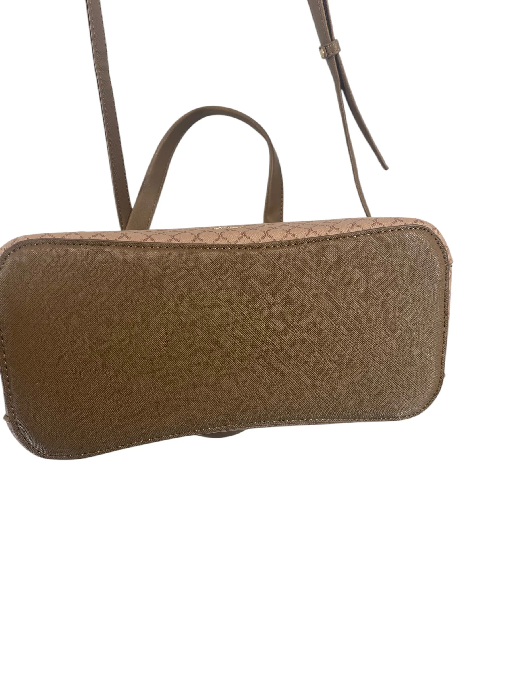 Crossbody By Clothes Mentor, Size: Medium