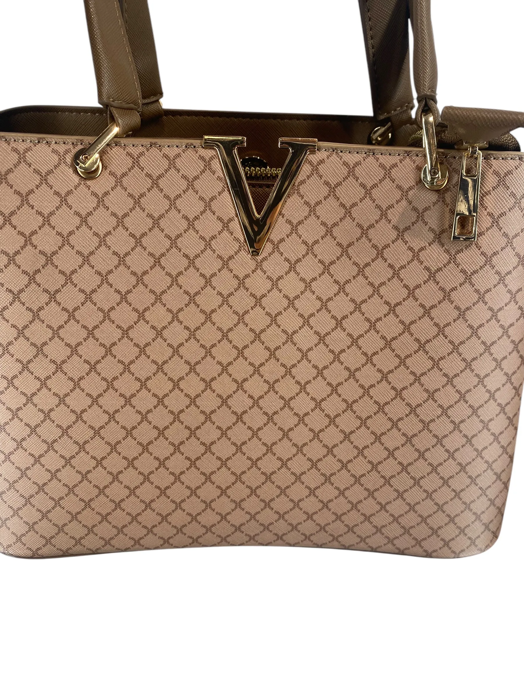 Crossbody By Clothes Mentor, Size: Medium