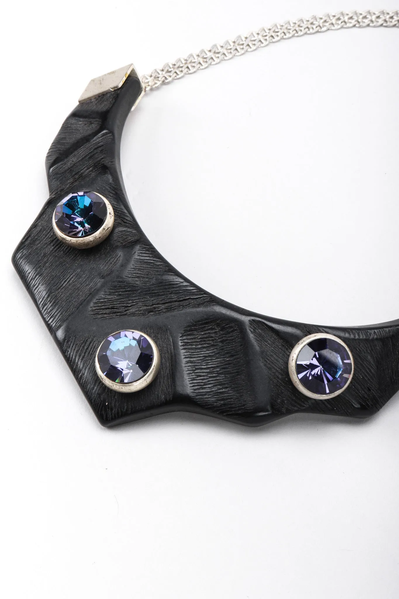 Crystal Carved Collar Necklace