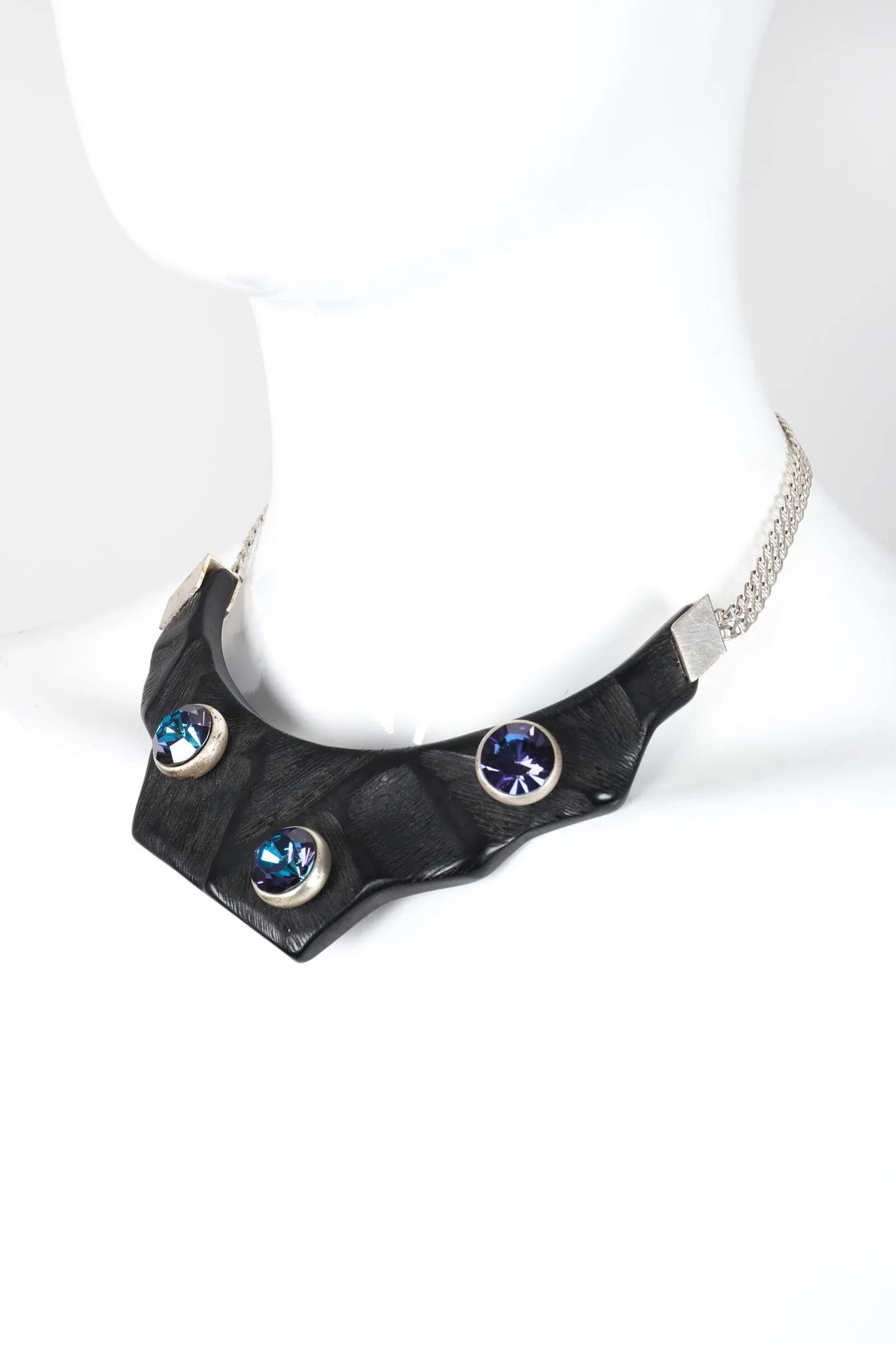 Crystal Carved Collar Necklace