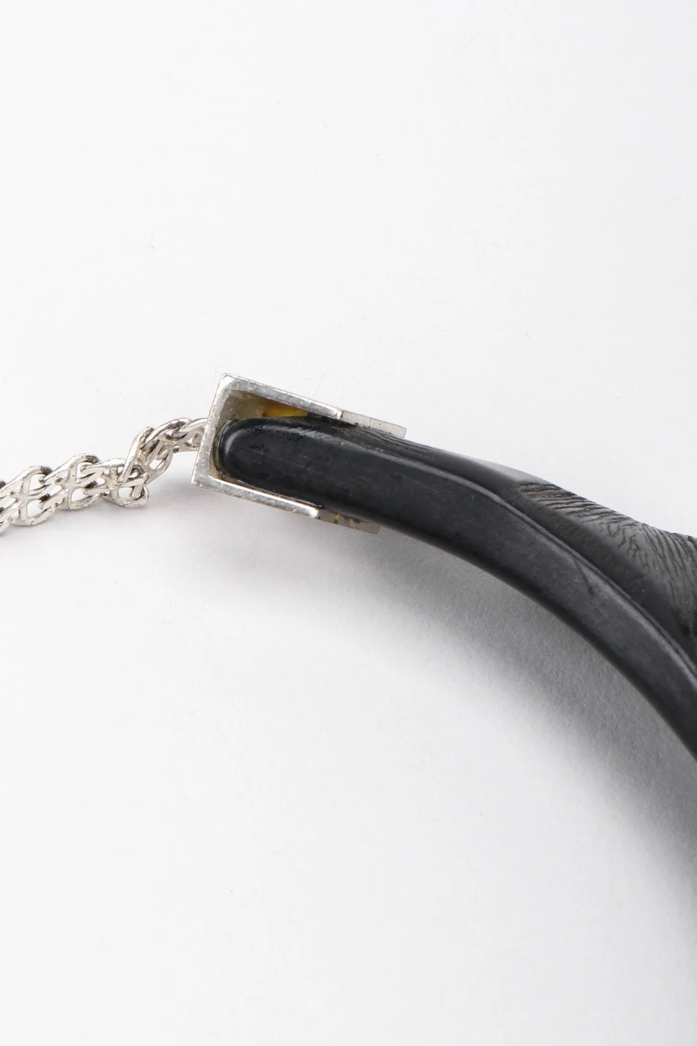 Crystal Carved Collar Necklace
