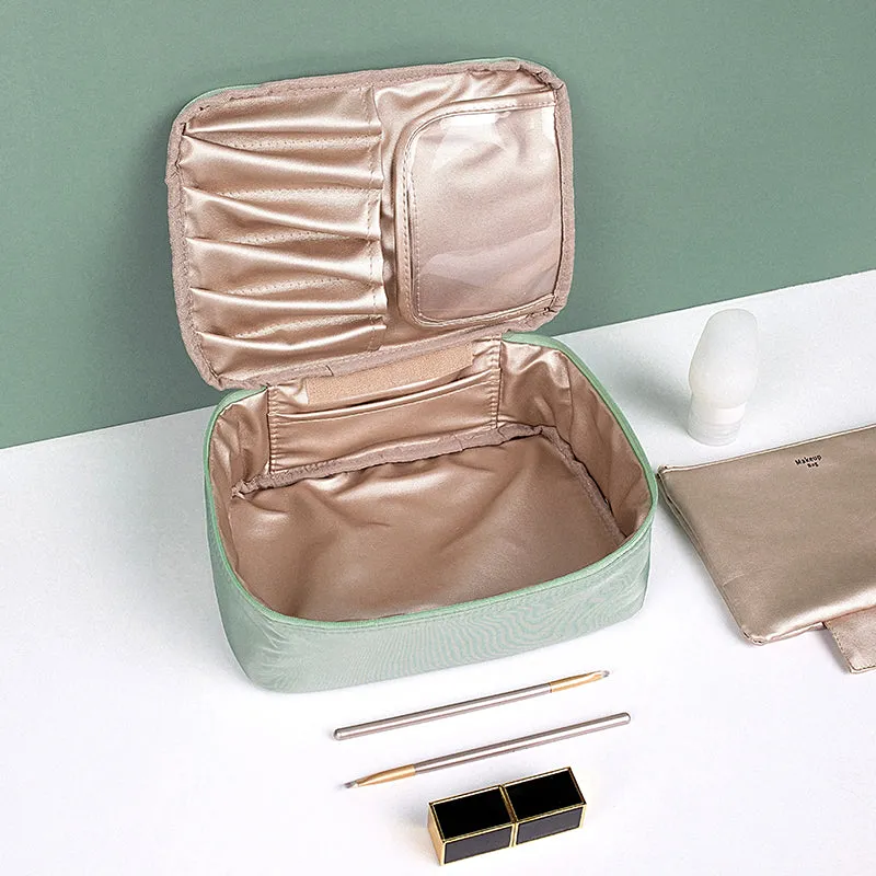 Delta Zeta Makeup Bag