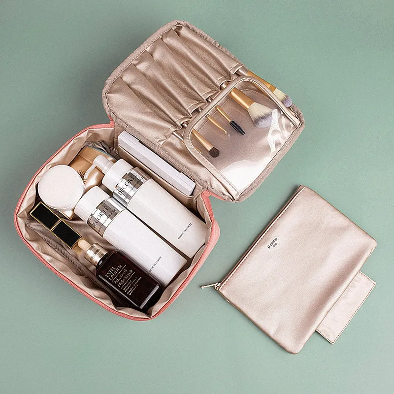 Delta Zeta Makeup Bag