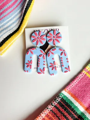 Dominica - Blue/pink