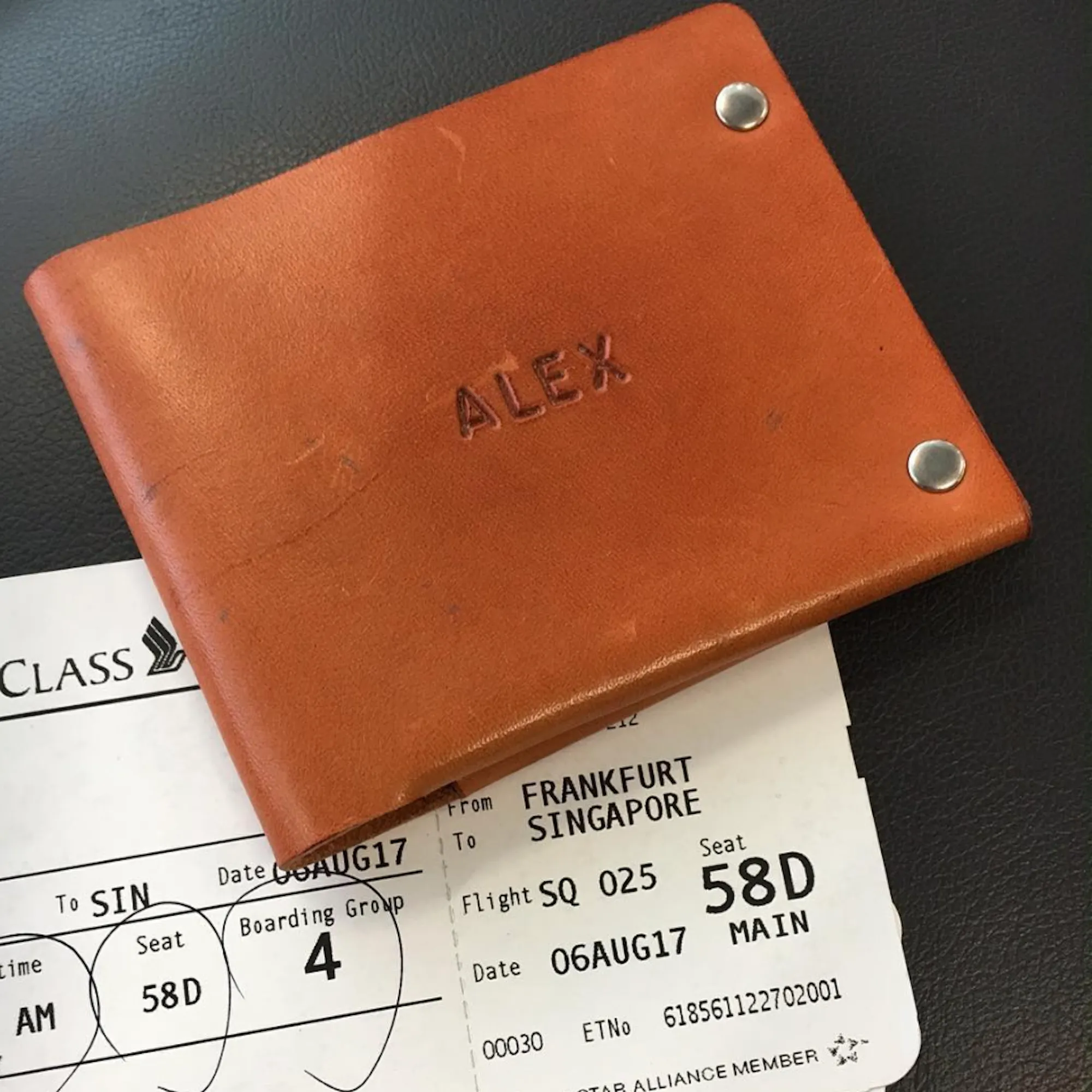 EVERYDAY SLIM WALLET
