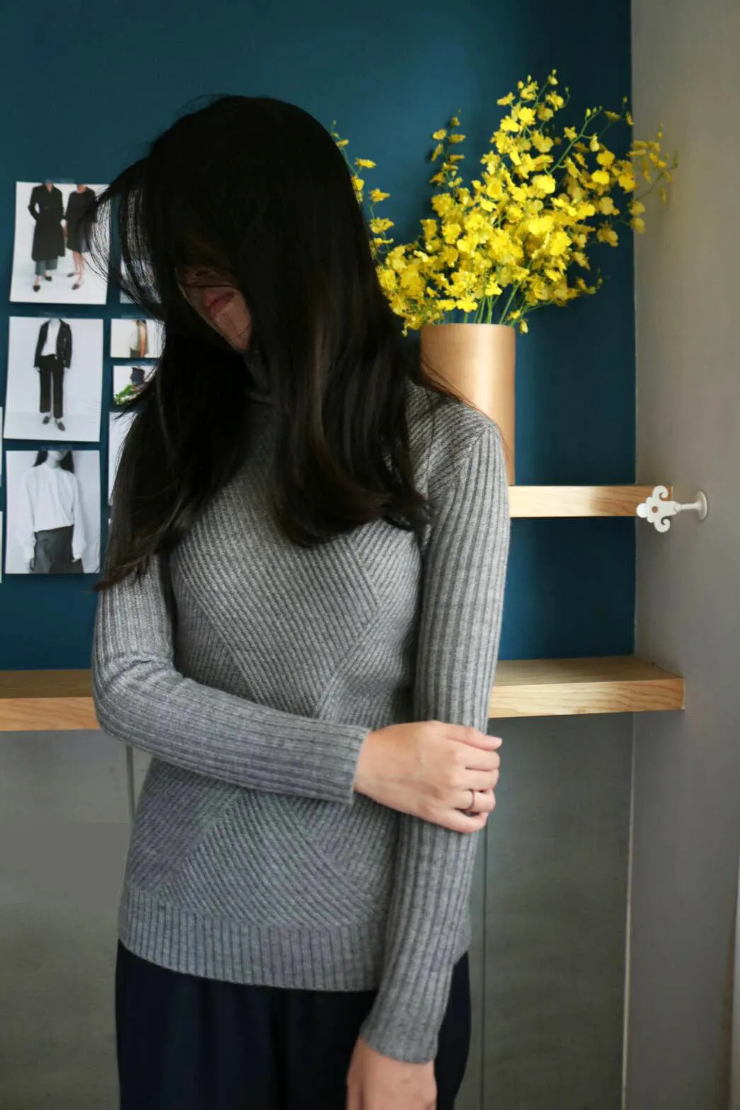 evie sweater-sample sale