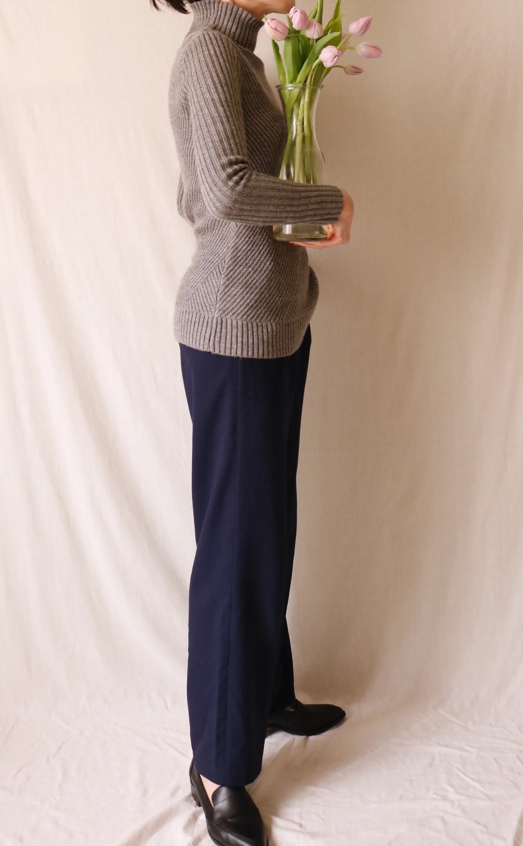 evie sweater-sample sale