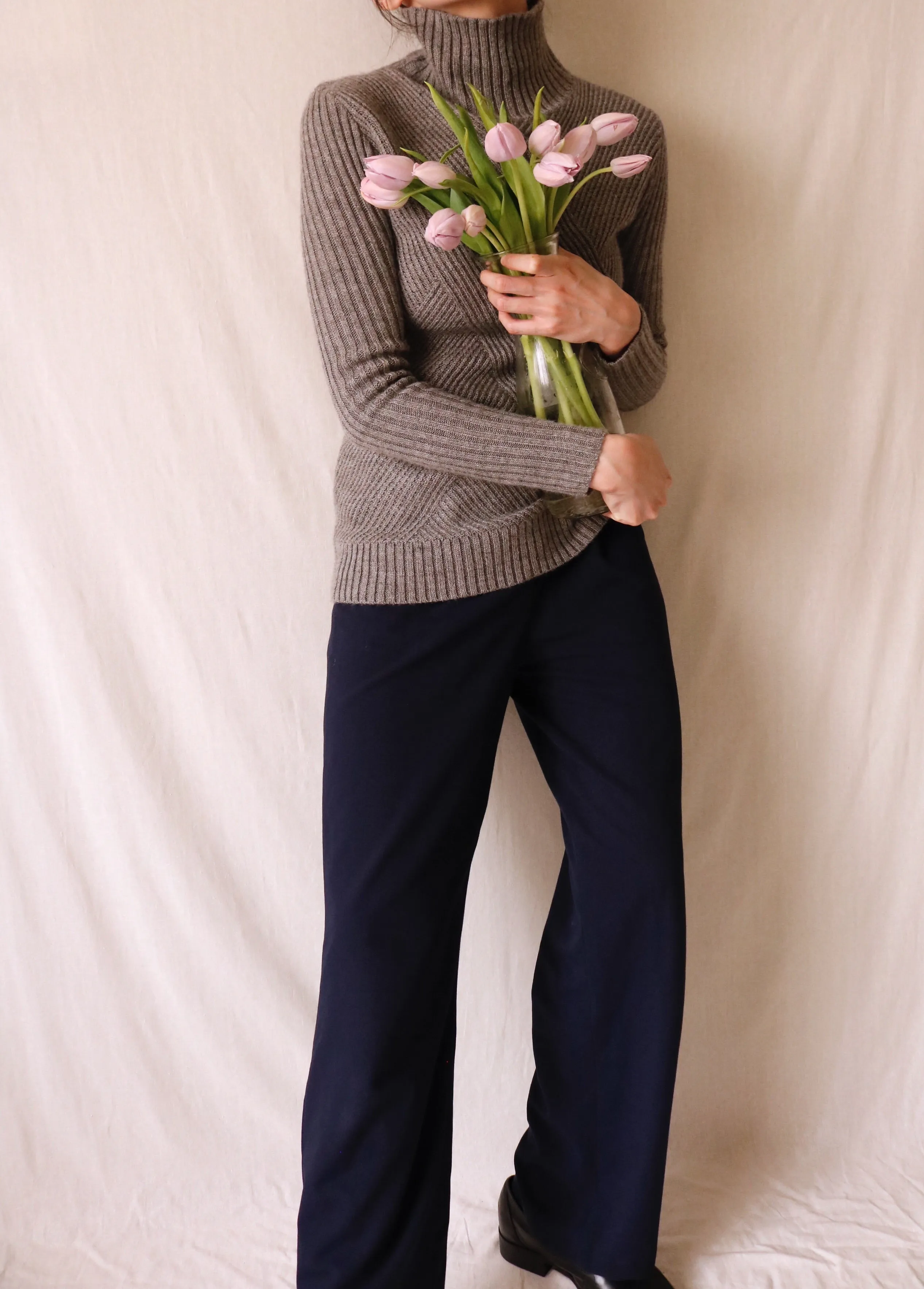 evie sweater-sample sale