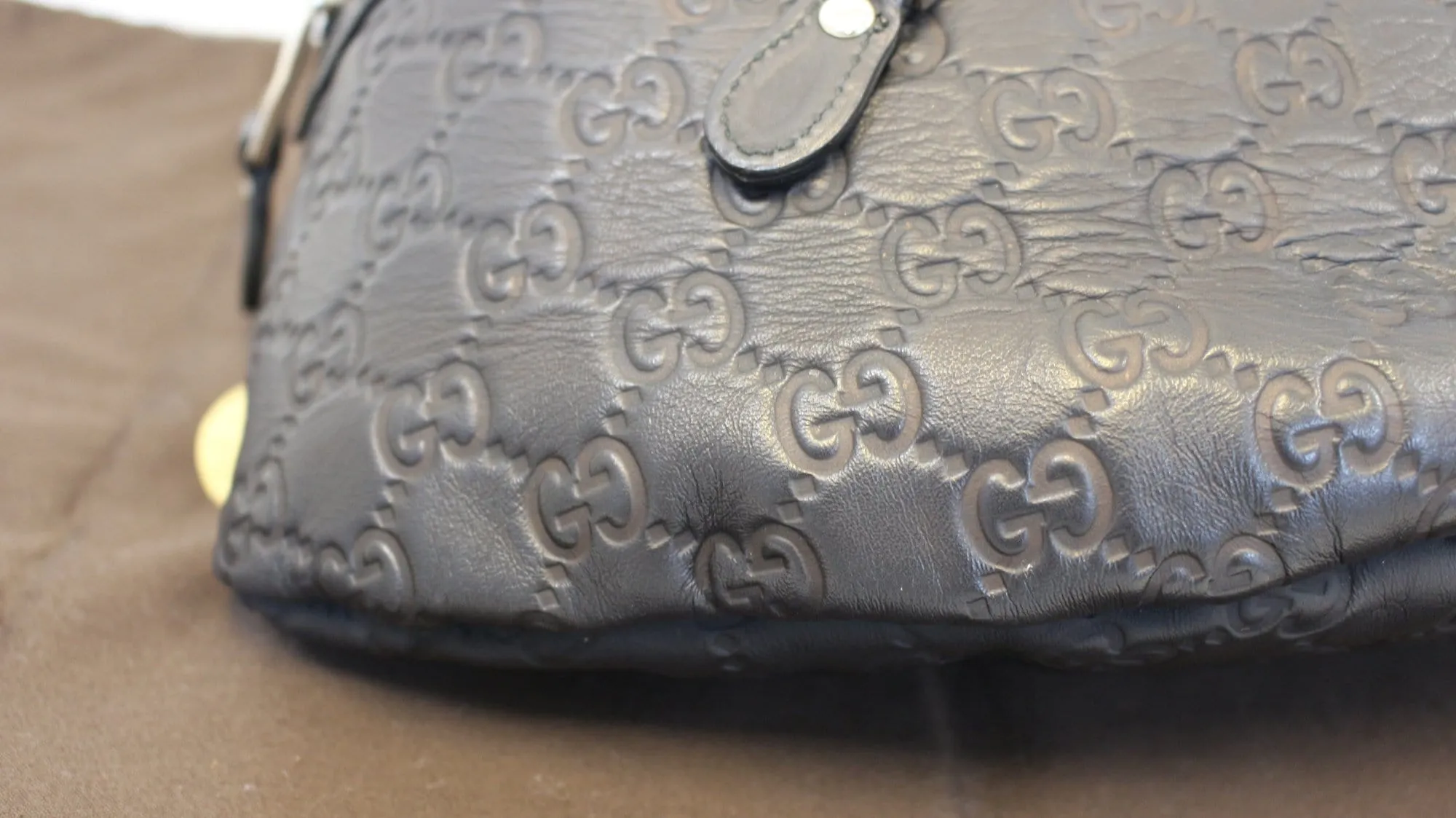 GUCCI GG Guccissima Black Leather Waist Crossbody Bag