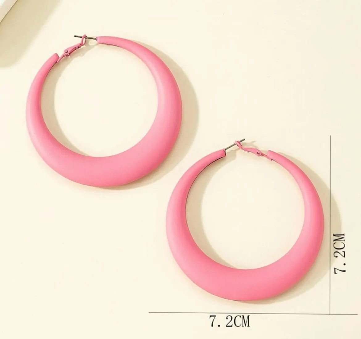 HOT GIRL HOOPS