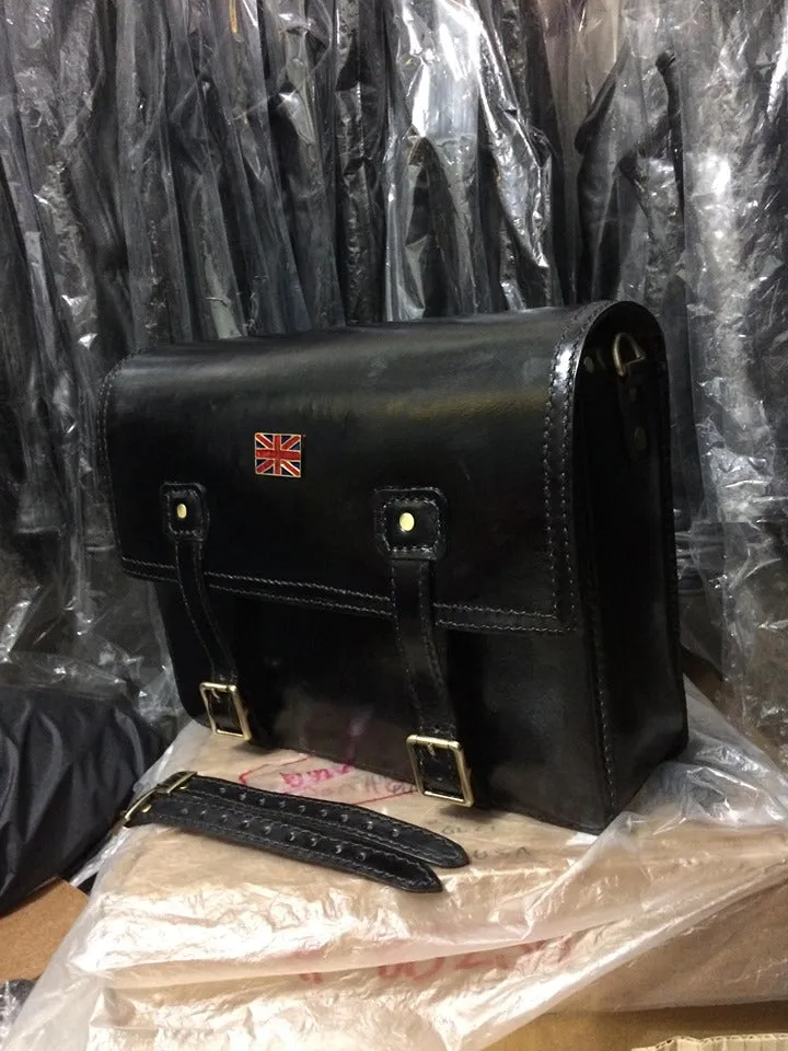 KB-TSADB - Triumph Bonneville Strapped Saddle Bag w/ Union Jack Pin