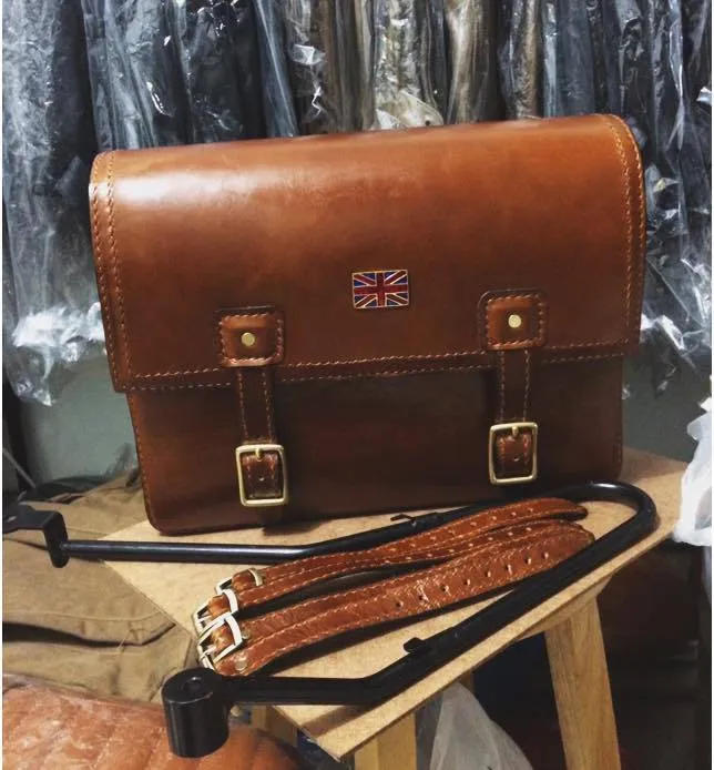 KB-TSADB - Triumph Bonneville Strapped Saddle Bag w/ Union Jack Pin