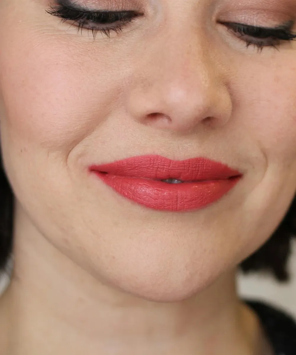 Lavish Natural Lipstick | 9 Shades