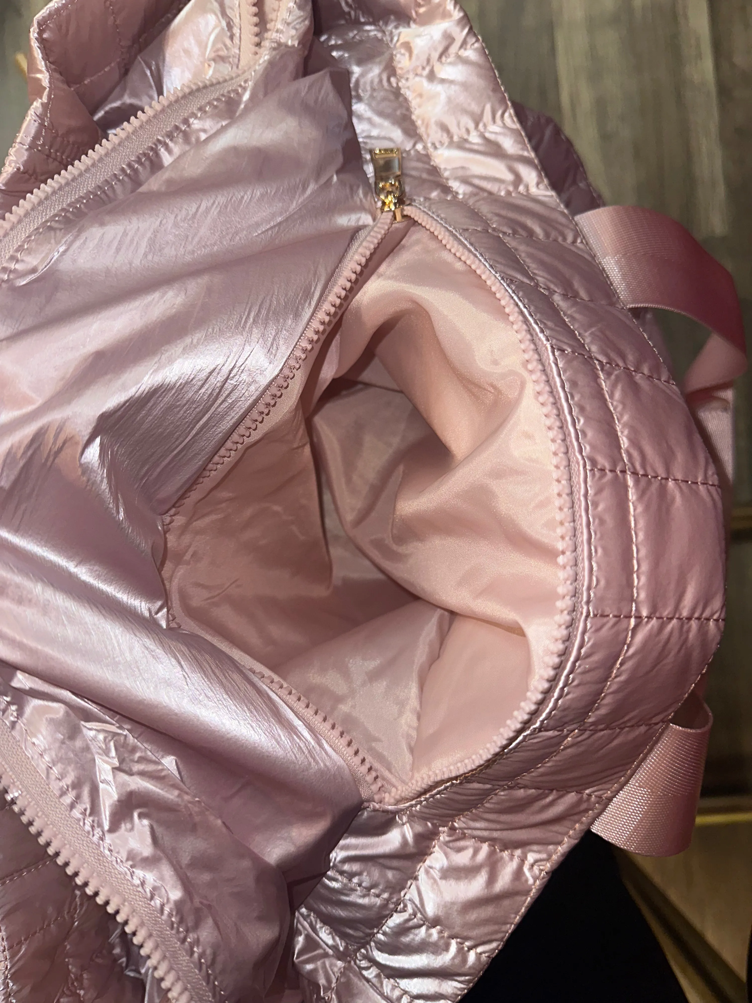Logan Travel Tote Rose