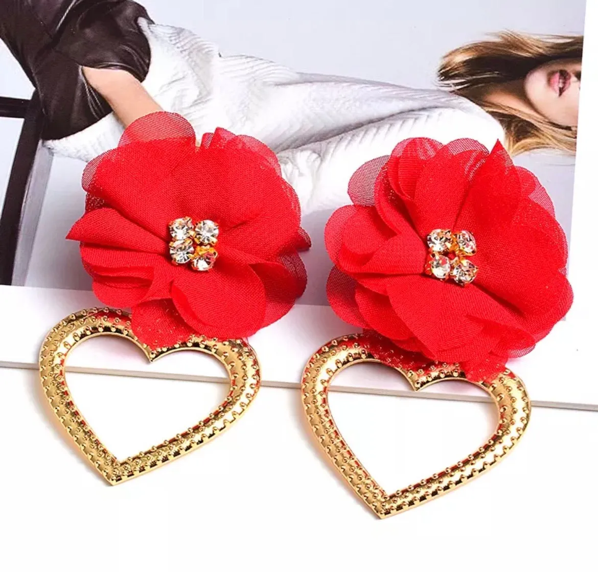 LOTUS STATEMENT EARRINGS