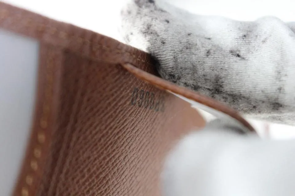 Louis Vuitton Brown Taiga Id Holder Wallet Case 220079