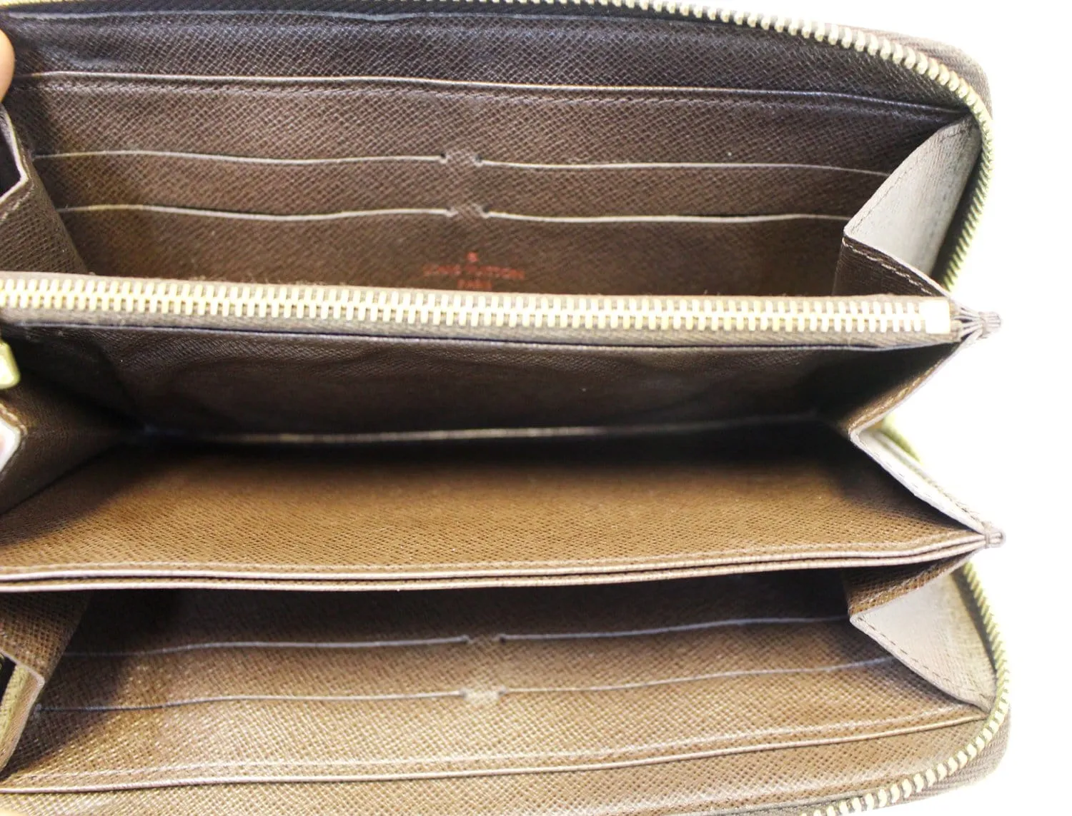 LOUIS VUITTON Damier Ebene Zippy Long Wallet