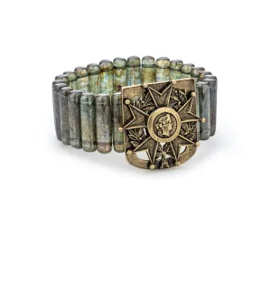 LUMI GREEN BAGUETTE BRACELET WITH HONOR MEDALLION