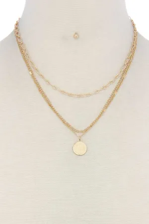 Metal layered necklace