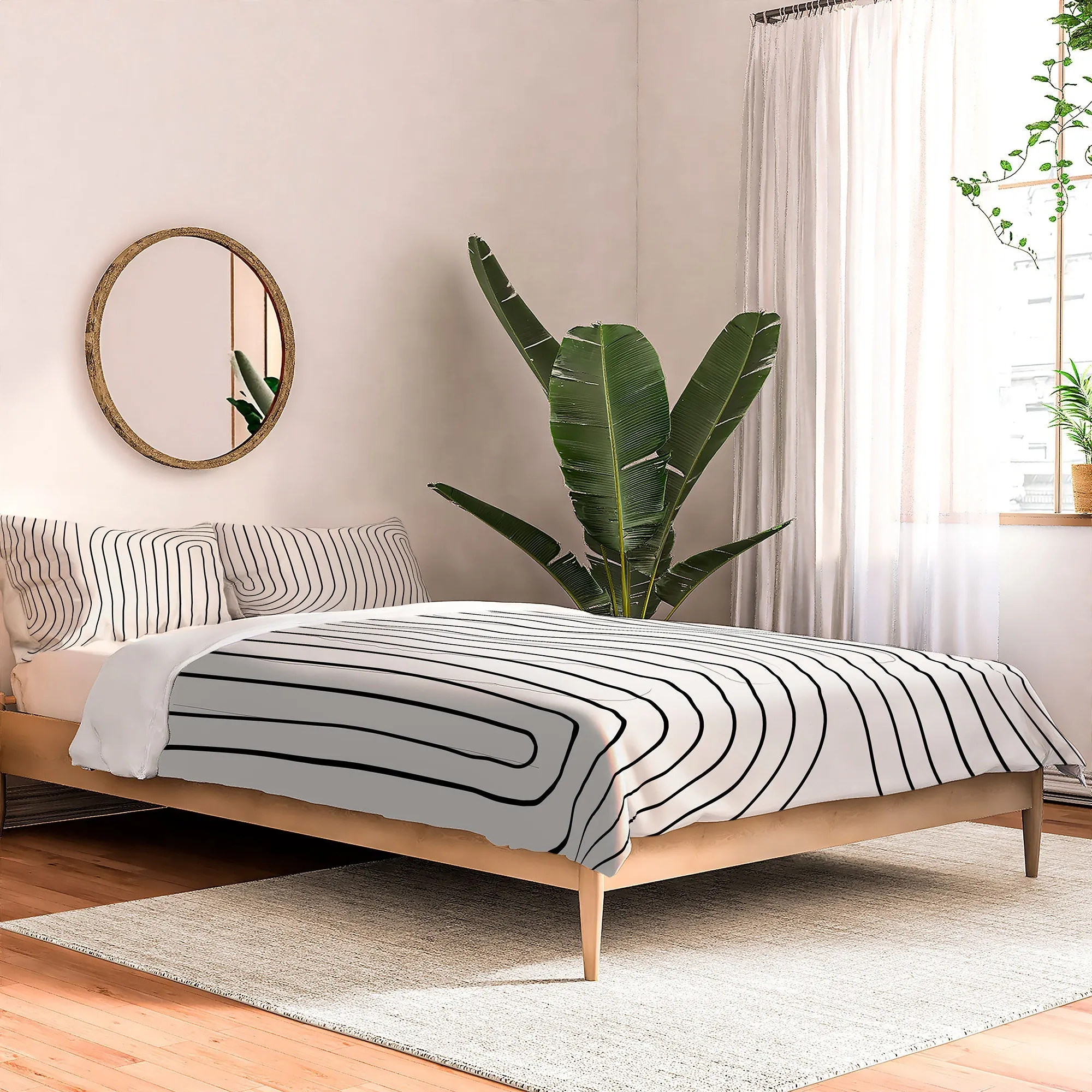 MINIMAL LINE CURVATURE BLACK AND WHITE DUVET / COMFORTER