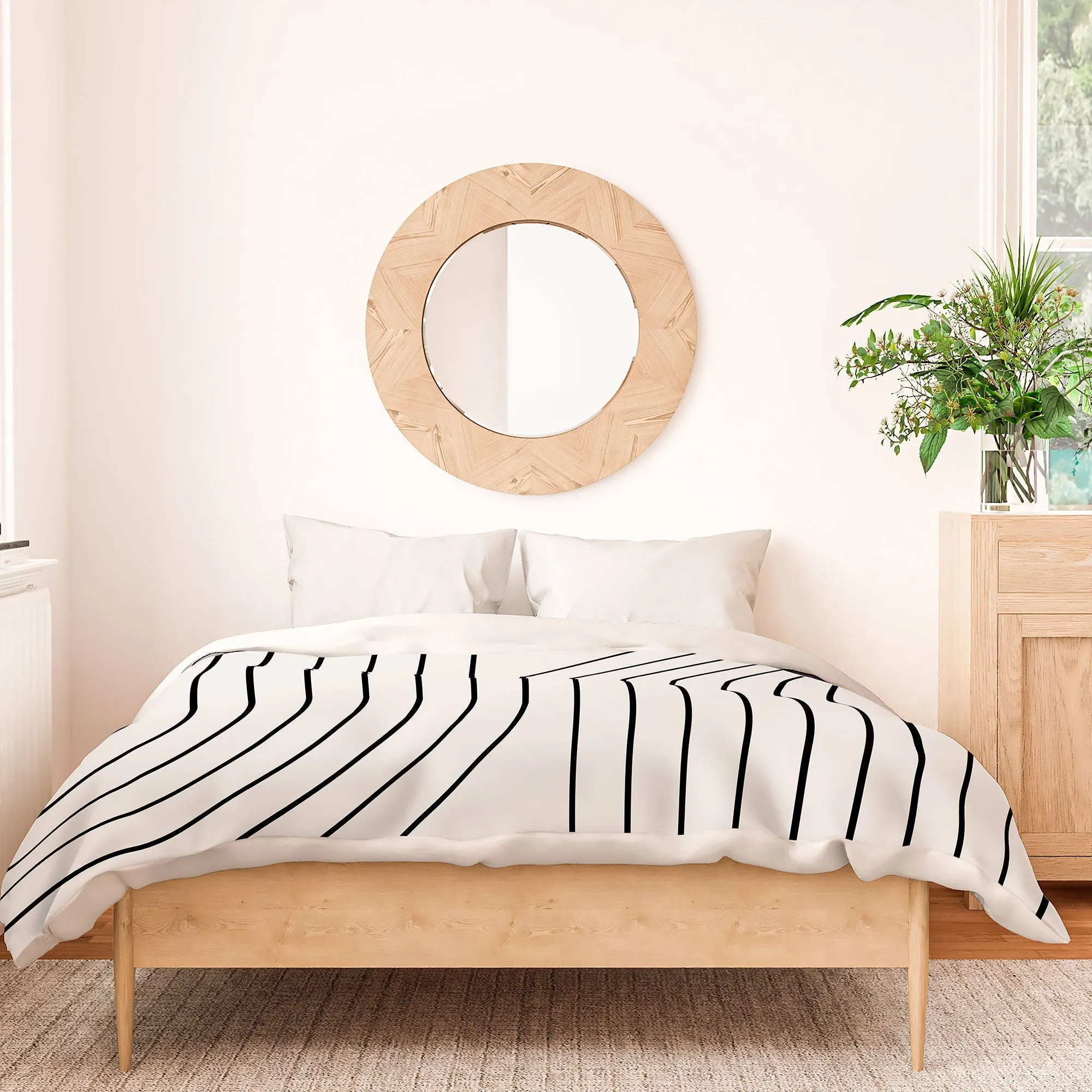 MINIMAL LINE CURVATURE BLACK AND WHITE DUVET / COMFORTER