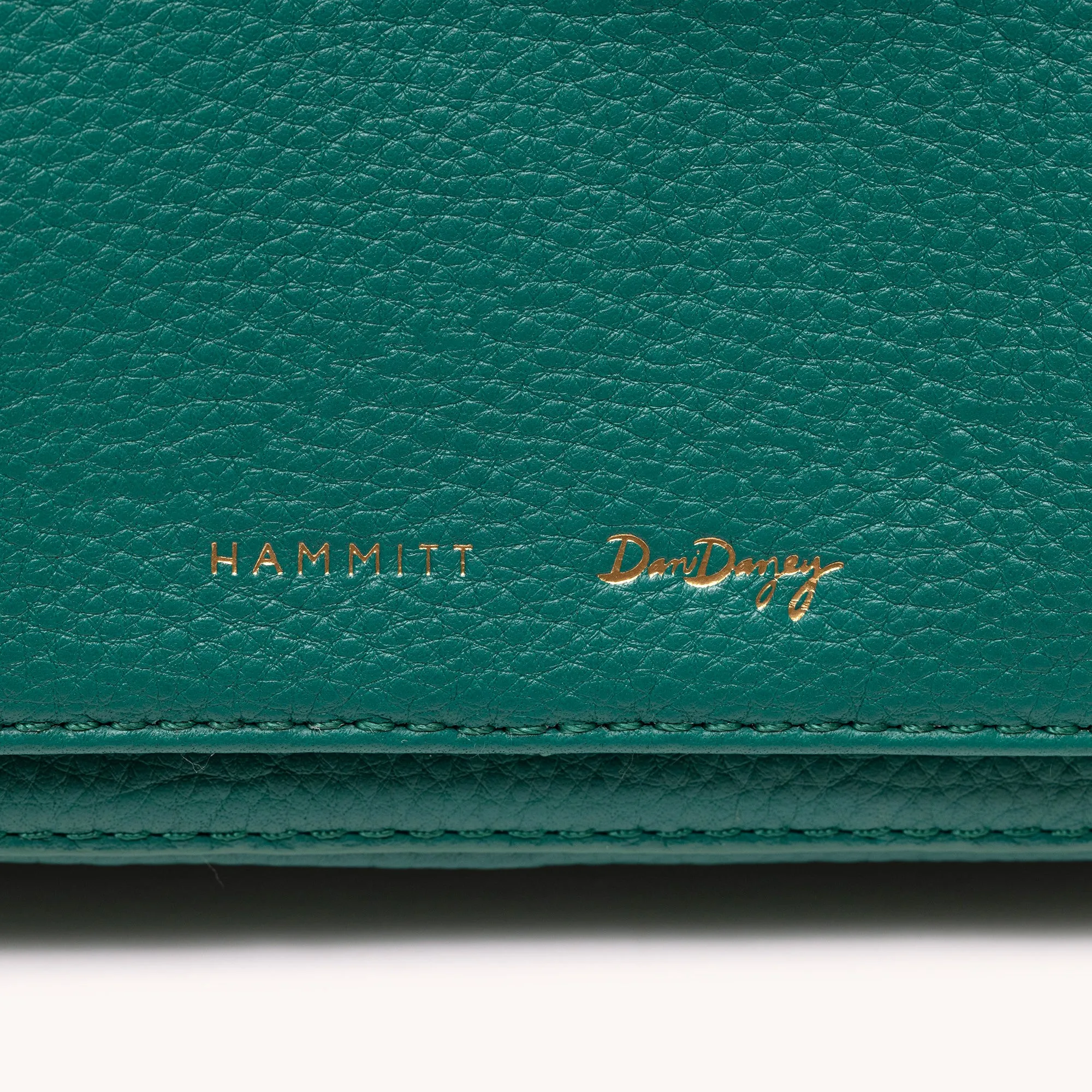 Montana Clutch | Wavy Dazey/Brushed Gold Dazey Rivet | Sml