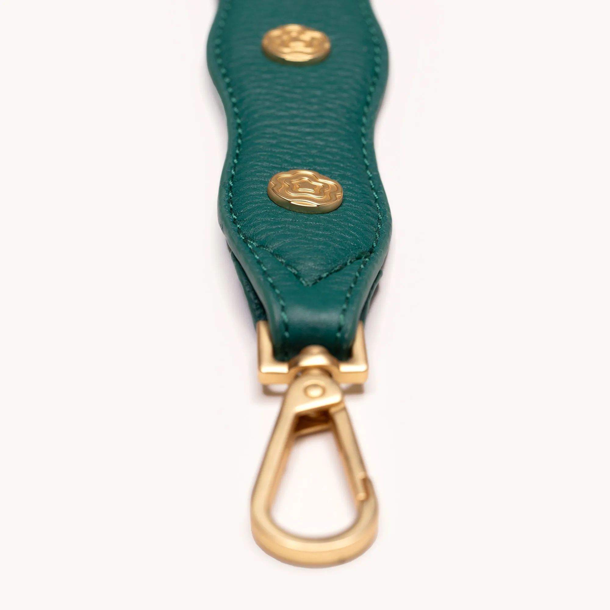 Montana Clutch | Wavy Dazey/Brushed Gold Dazey Rivet | Sml