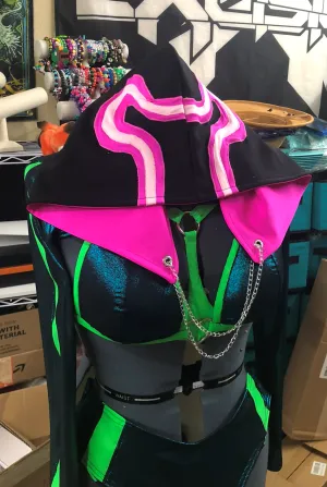 MW Inspired Hood