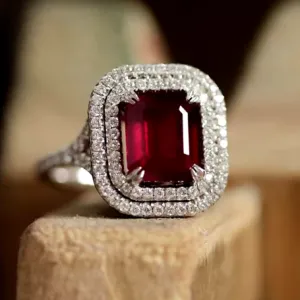 NEW Huitan Luxury Cubic Zirconia Ring for Women Wedding Anniversary Ring Elegant Accessory Statement Jewelry, Sz 7