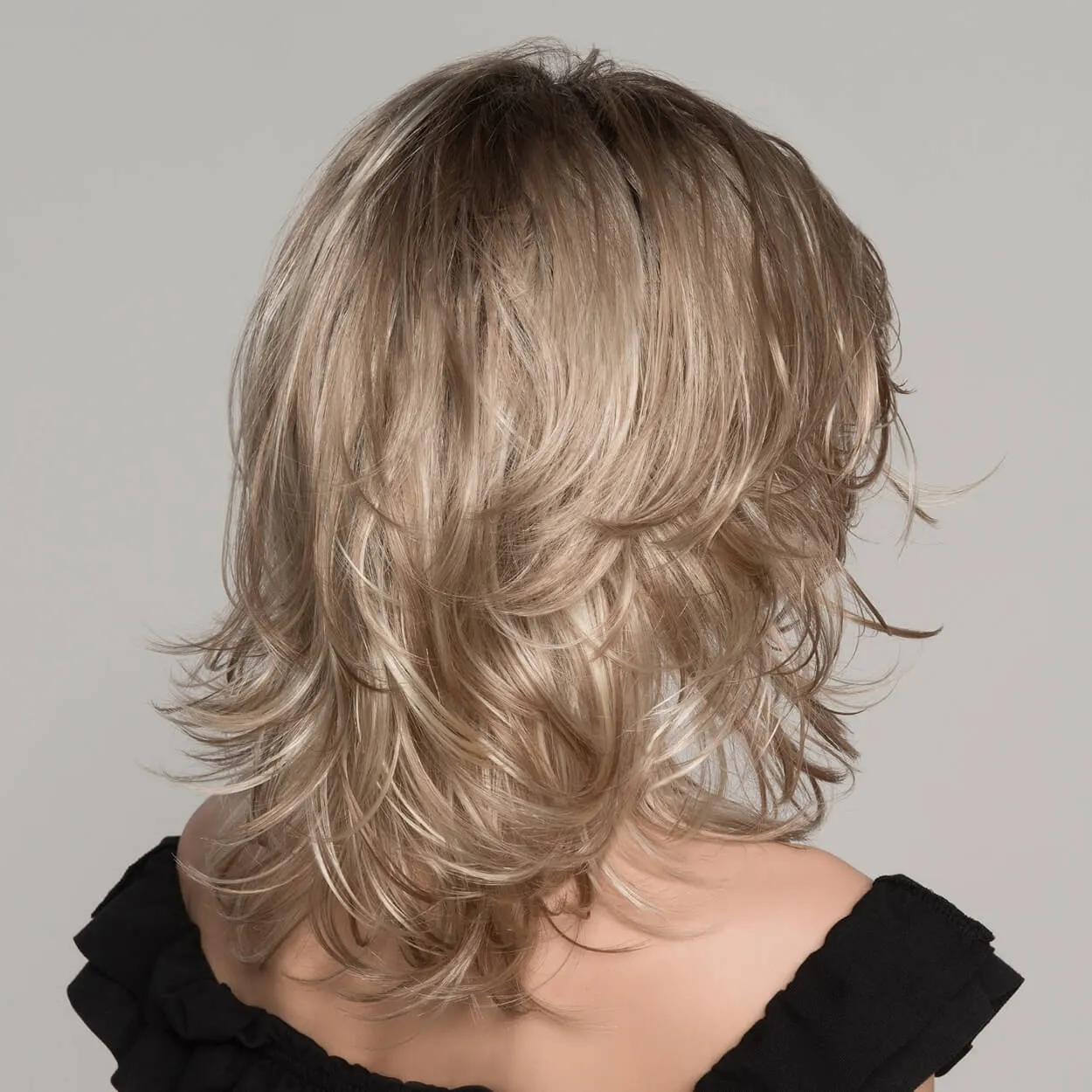 Ocean by Ellen Wille (Mono Part Wig)