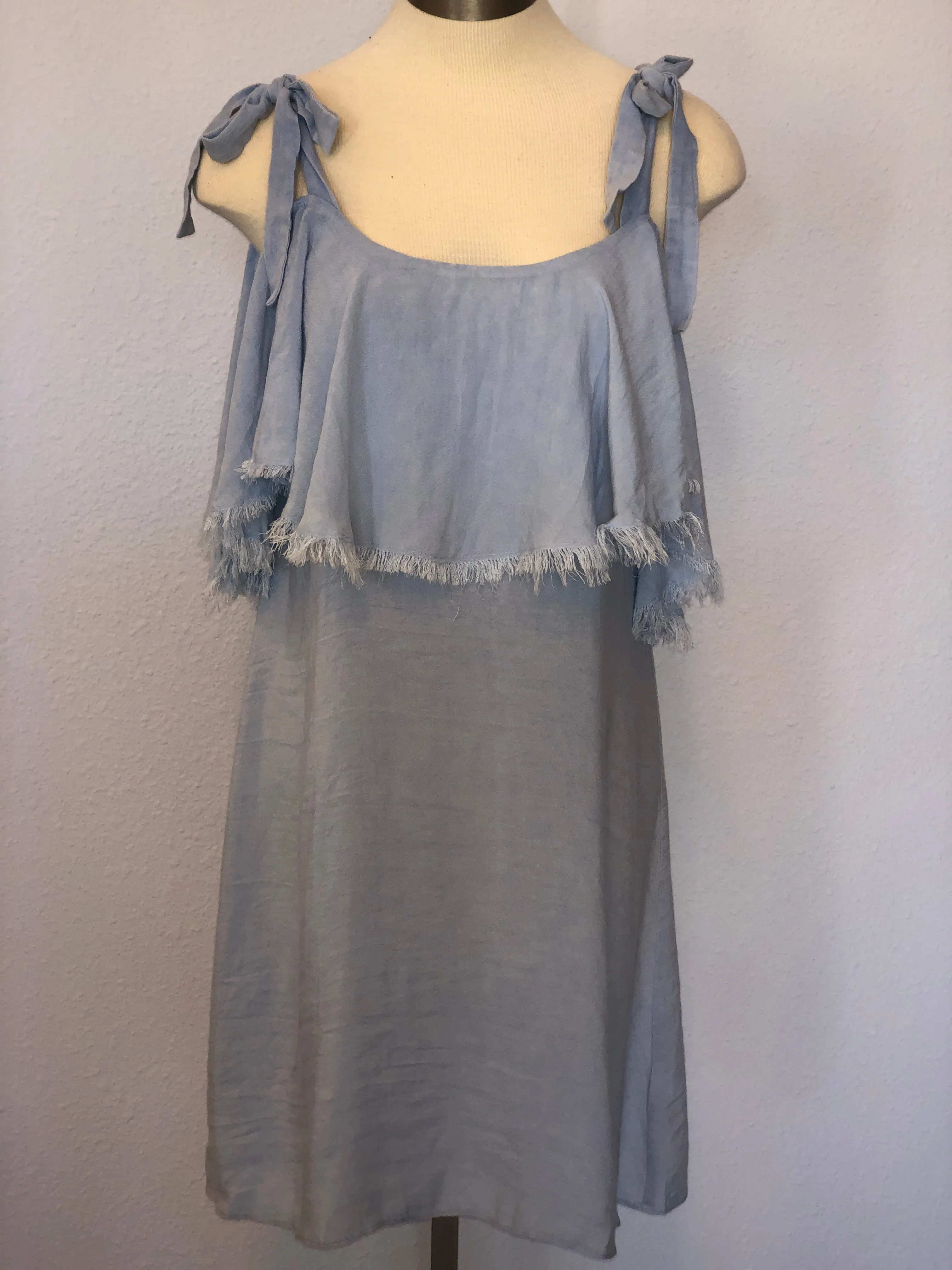 OFF SHOULDER STRAP DRESS