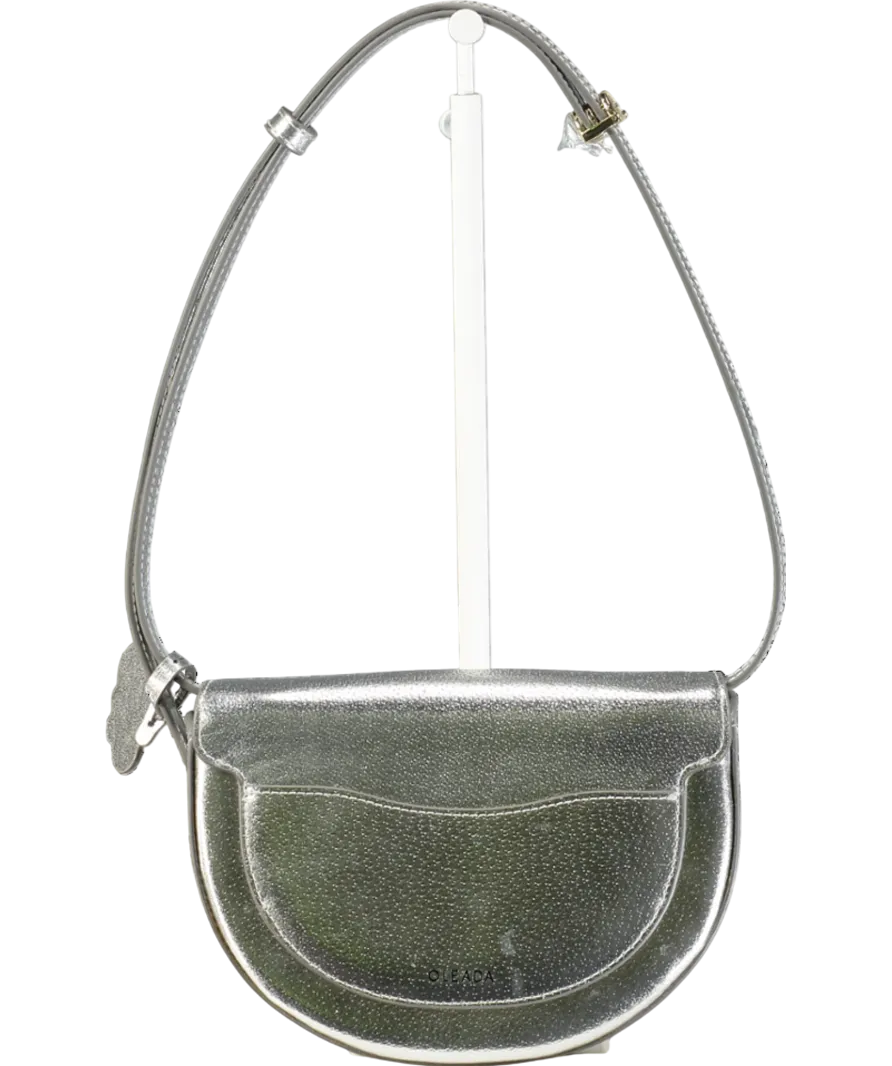Oleada Metallic Silver Echo Leather Belt Bag