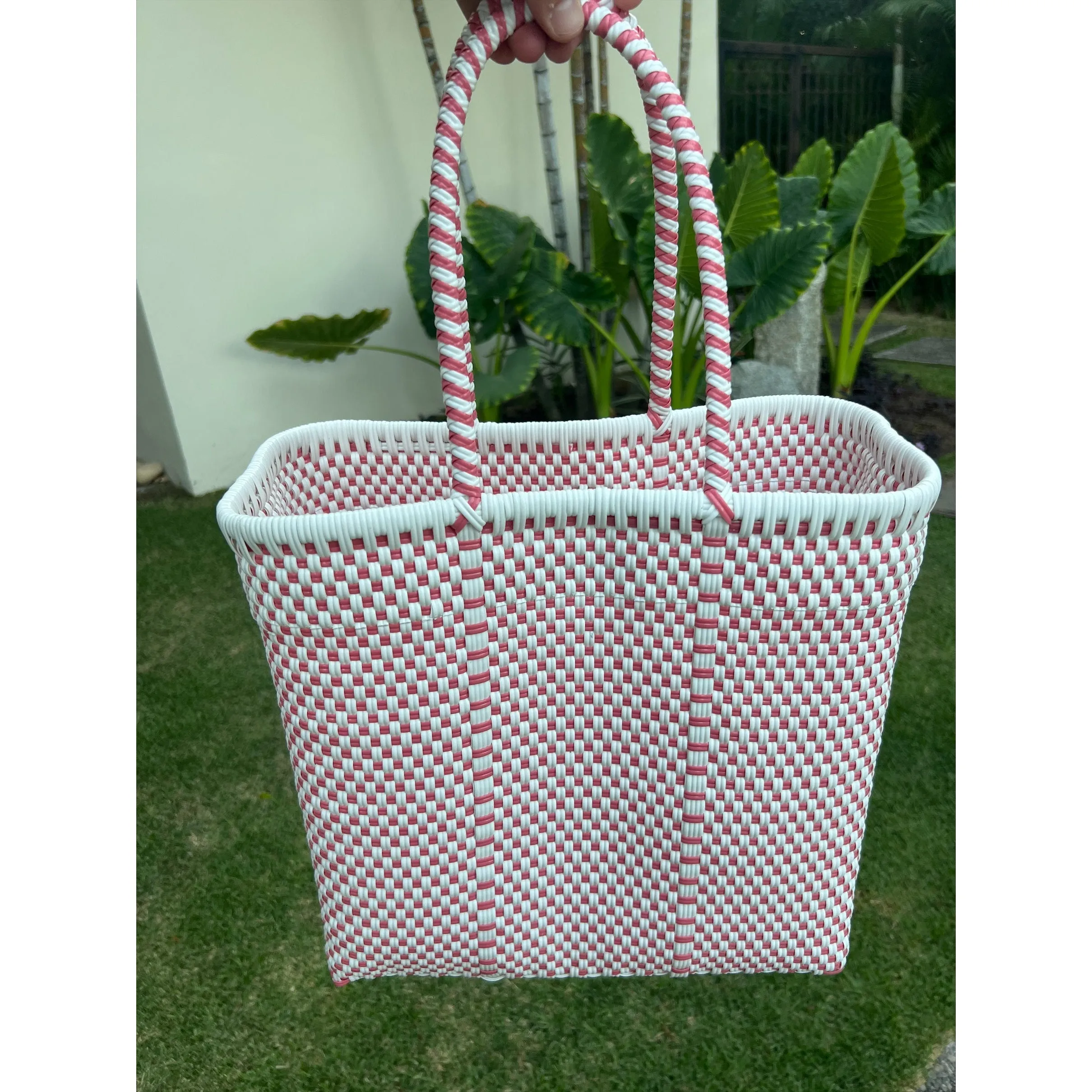 Open Medium Tote