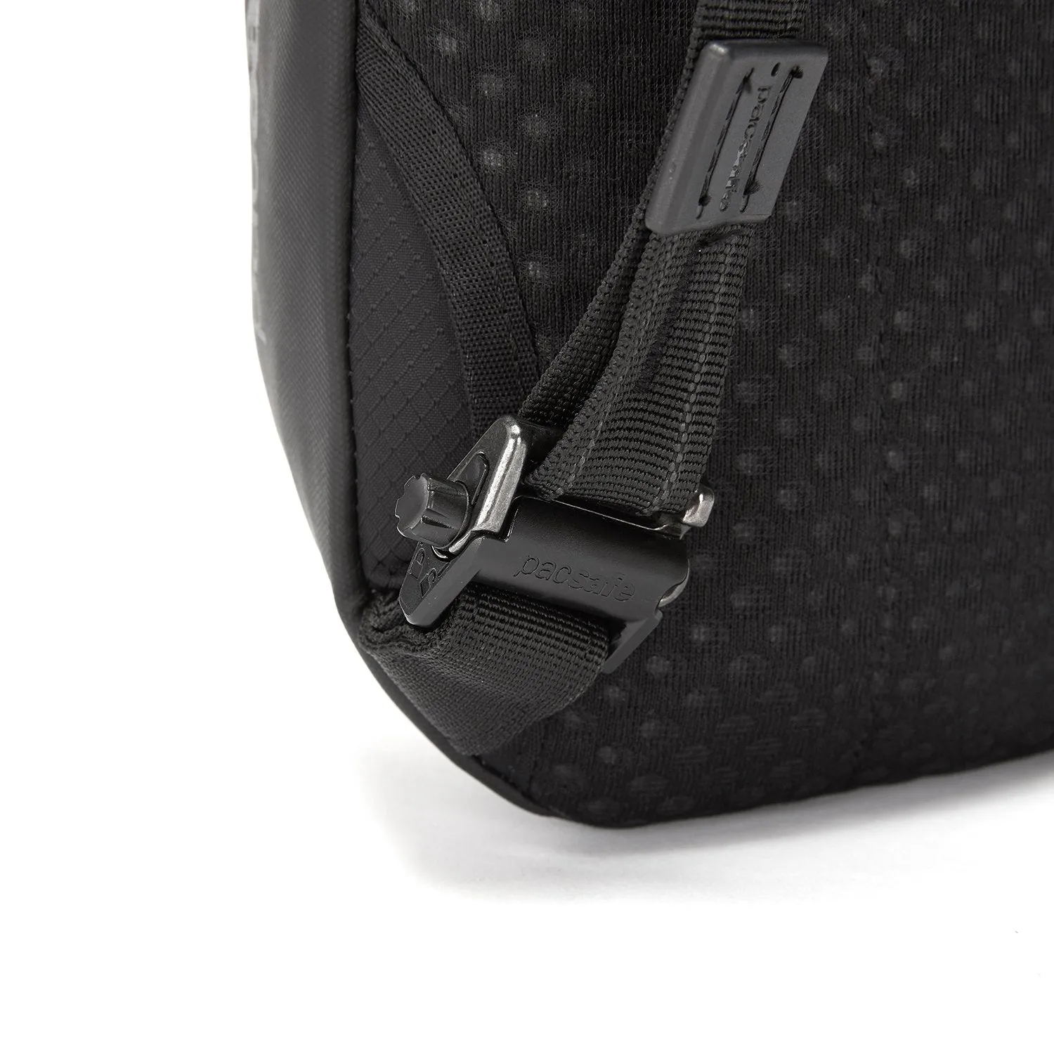 Pacsafe® Venturesafe® X anti-theft sling pack