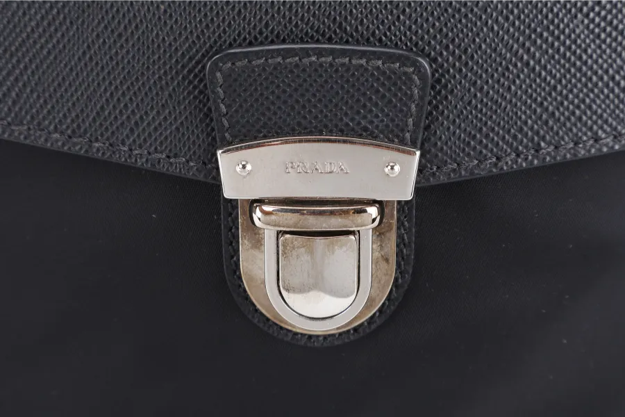 PRADA 2VN089 NERO TESSUTO SAFFIANO CLUTCH BAG SILVER HARDWARE WITH CARD, DUST COVER AND BOX