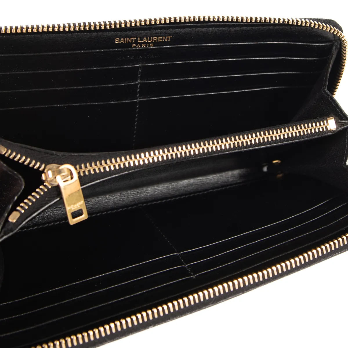 Pre-Owned Yves Saint Laurent Tiny Cassandre Zip Around Wallet