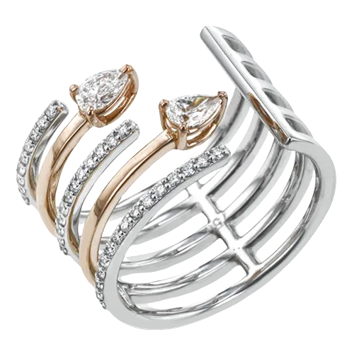 Right Hand Ring in 18k Gold with Diamonds