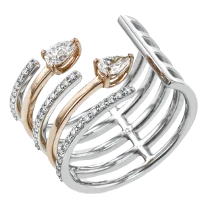 Right Hand Ring in 18k Gold with Diamonds