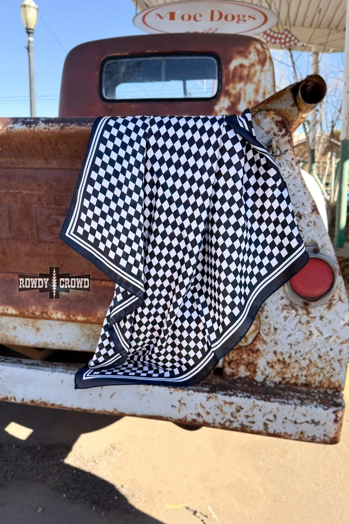 ROW104 - 26X26 WILD RAG