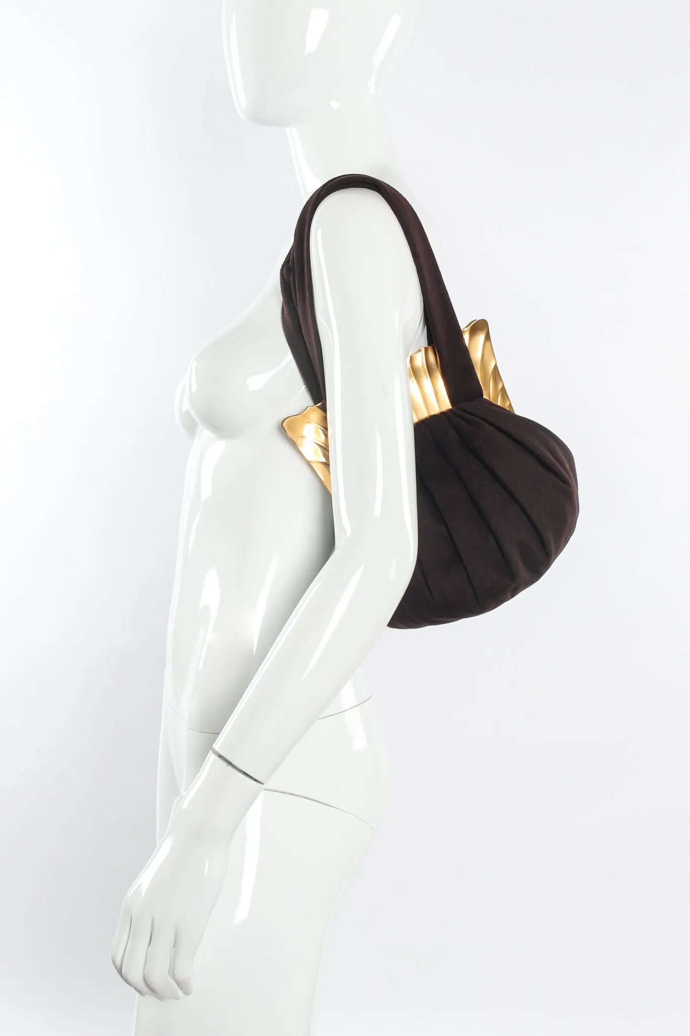 Shell Frame Wool Pouch Bag