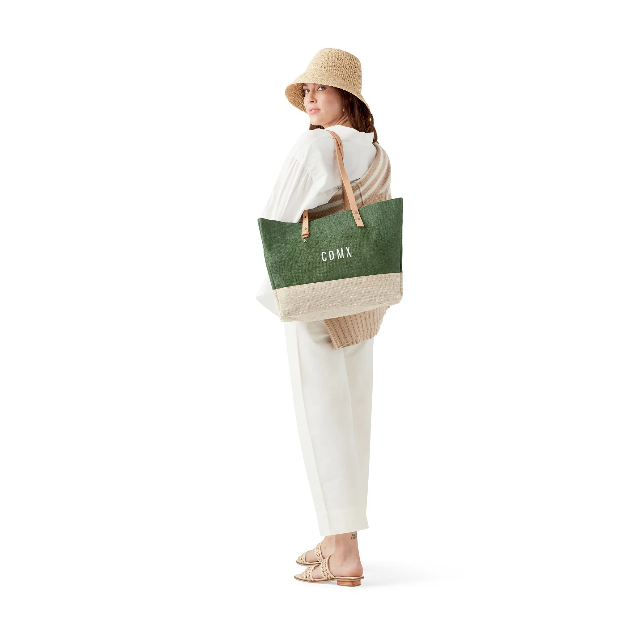Shoulder Market Bag in Field Green (004GN) | Estimated: May 2025 Delivery