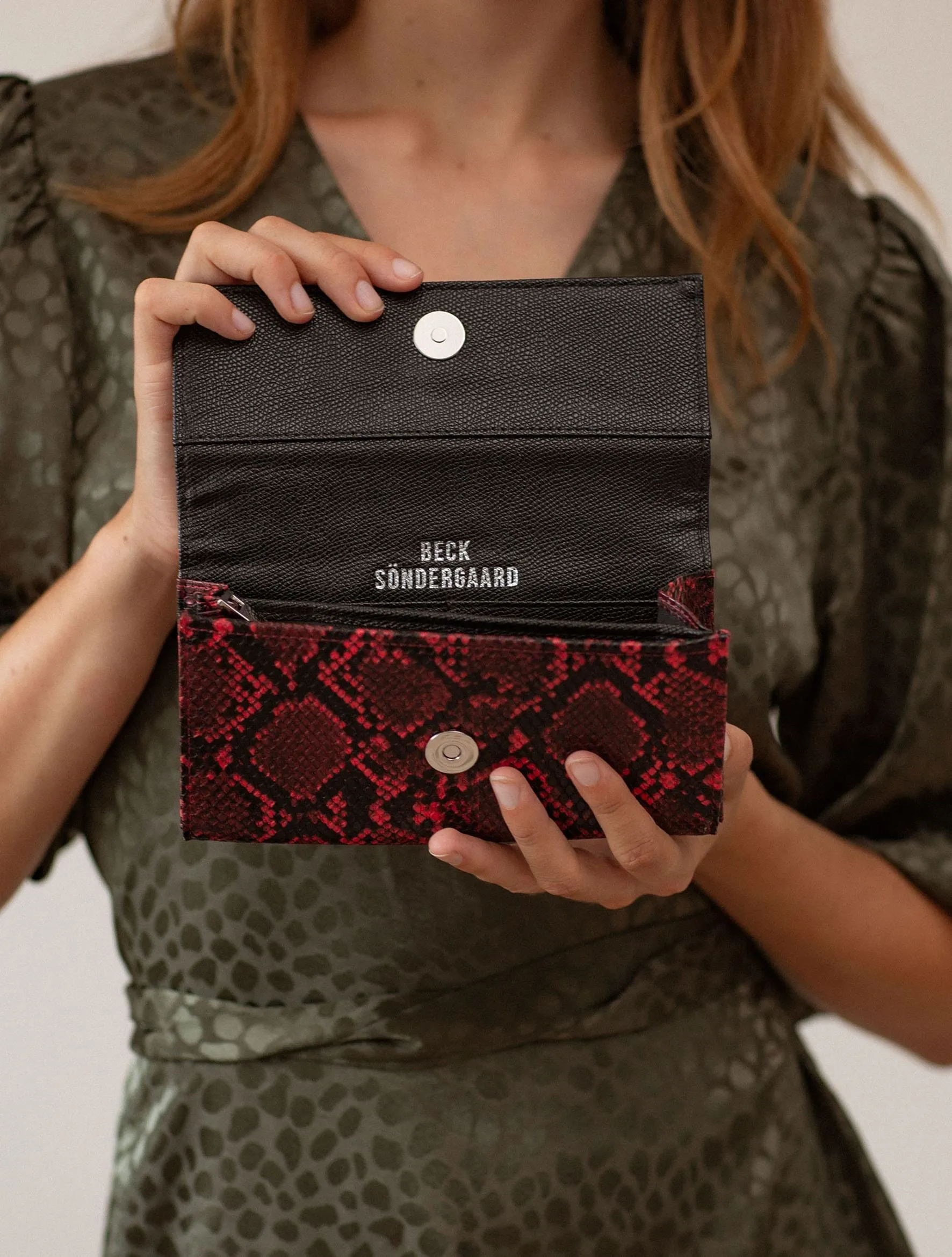 Snake Kantay Wallet