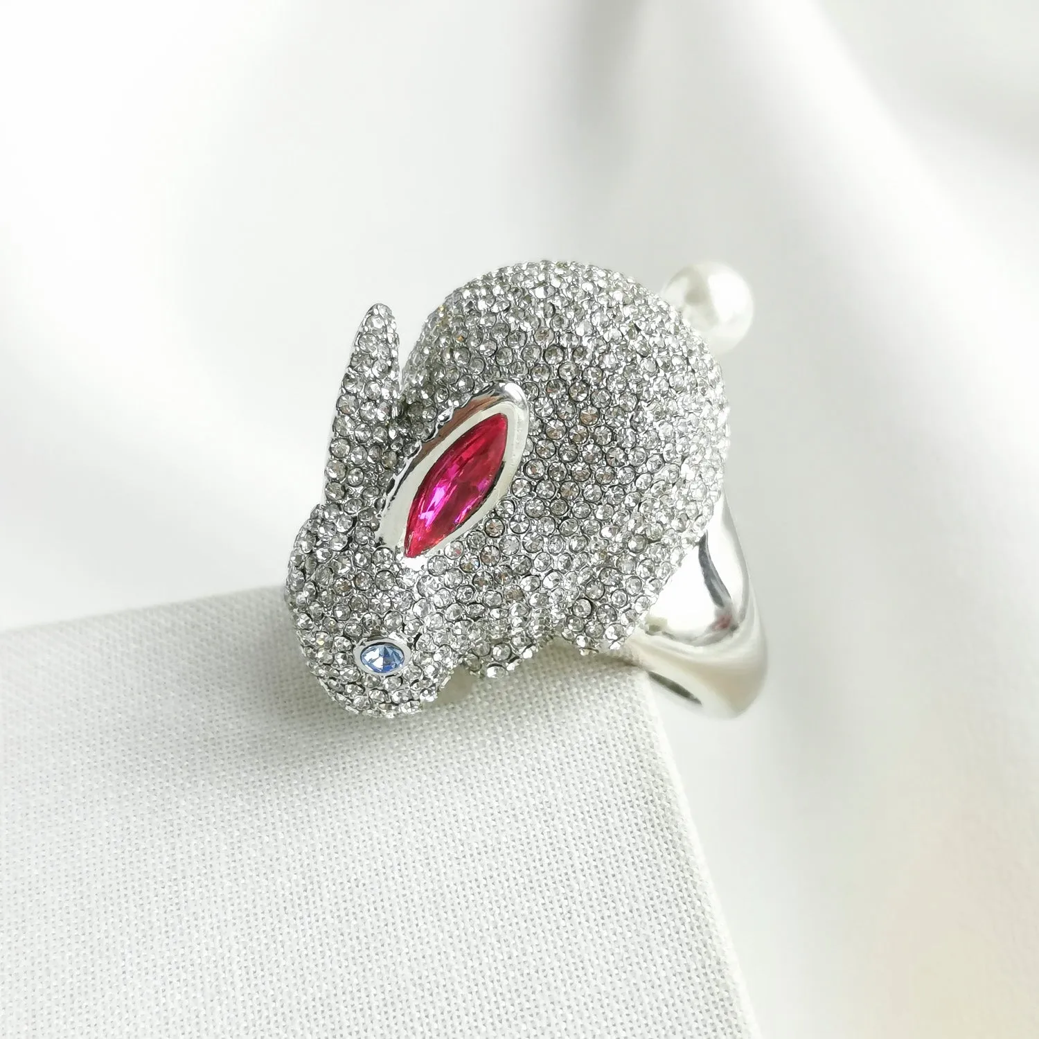Starring Bunny Silver Statement Ring
